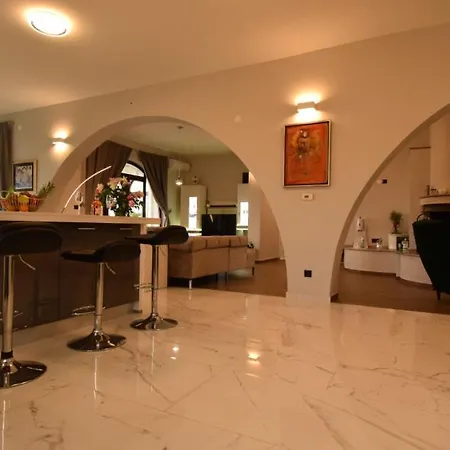 Jasmin By Guide * Ruzici (Primorje-Gorski Kotar)